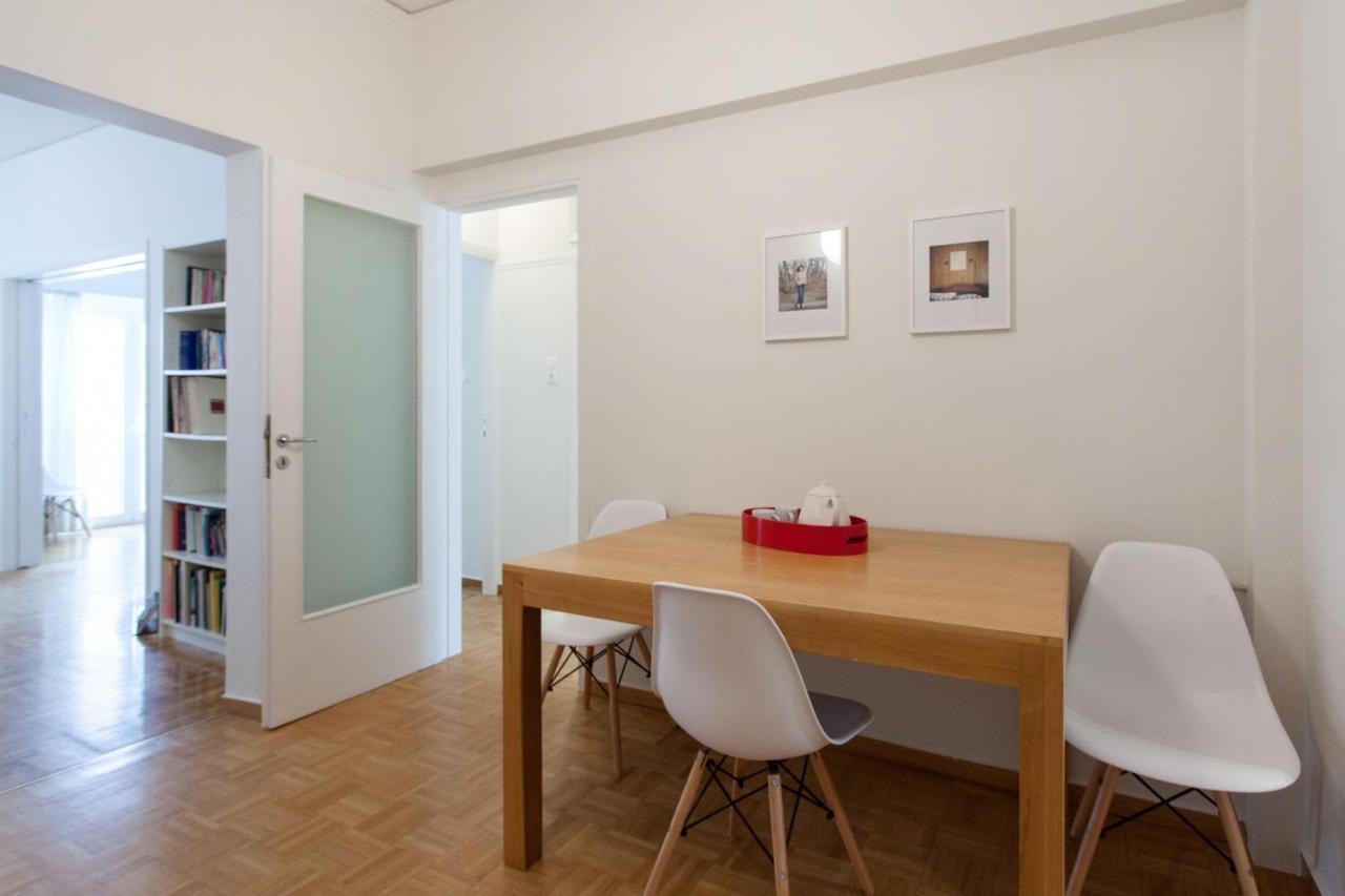 2 Bdrm Apt For Up To 6 Guests Next To Acropolis Museum Athens Luaran gambar
