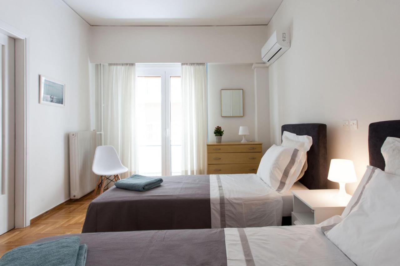 2 Bdrm Apt For Up To 6 Guests Next To Acropolis Museum Athens Luaran gambar