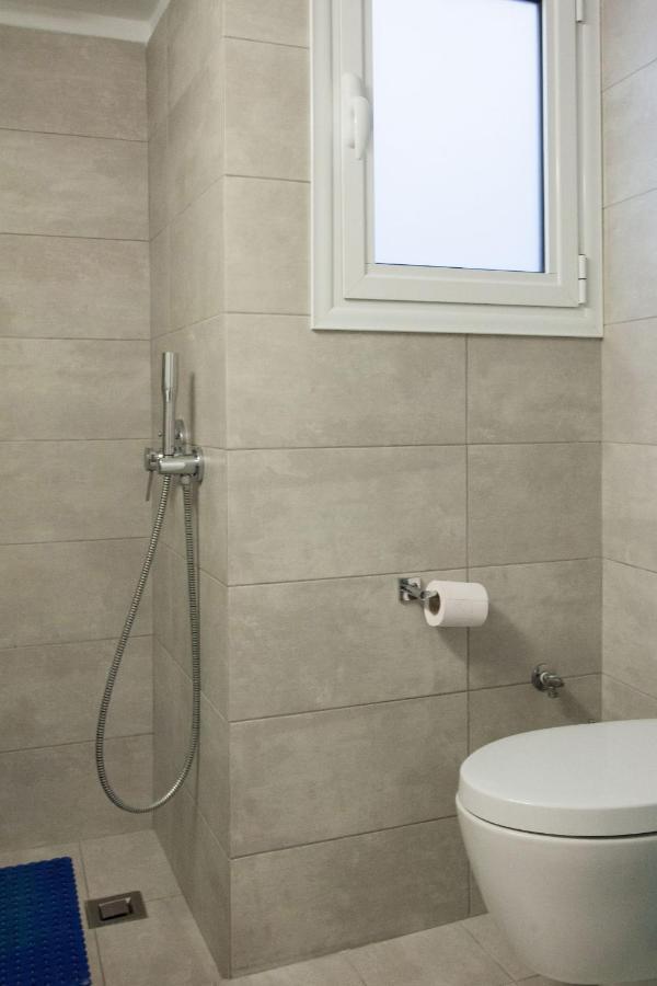 2 Bdrm Apt For Up To 6 Guests Next To Acropolis Museum Athens Luaran gambar