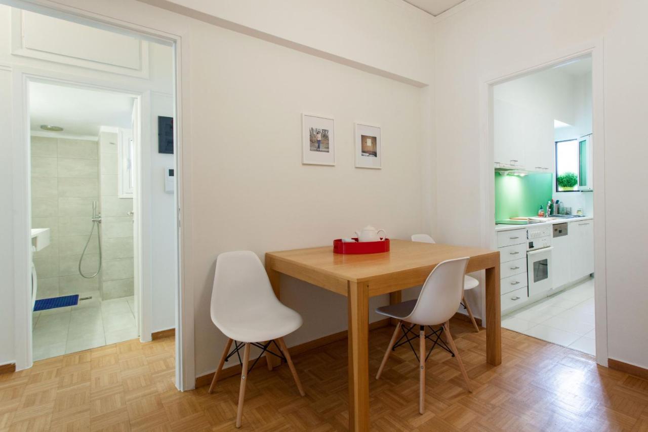 2 Bdrm Apt For Up To 6 Guests Next To Acropolis Museum Athens Luaran gambar